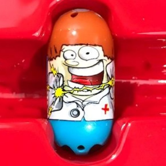 Mighty Beanz Red Collectors Case & 11 Mighty Beanz Set - Picture 11 of 16